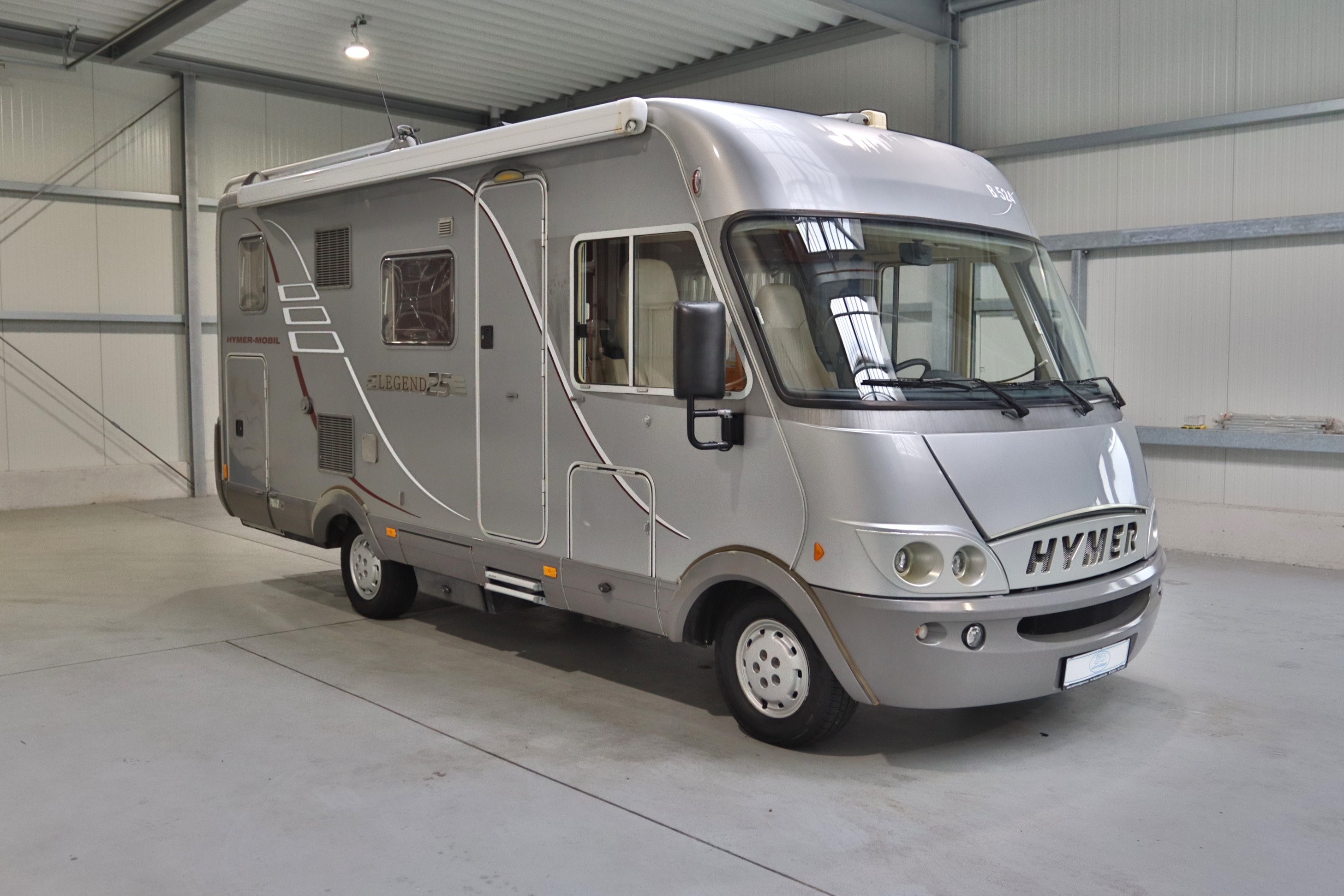 HYMER-ERIBA B 524 Legend25/Festbett+Hubbett/Garage/Klima